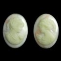 Valge/roosakas kameede paar/18x13mm